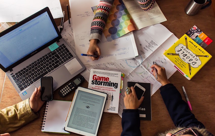Tell Business Storytelling