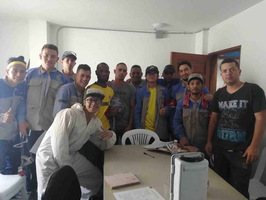 FORWARD COLOMBIA