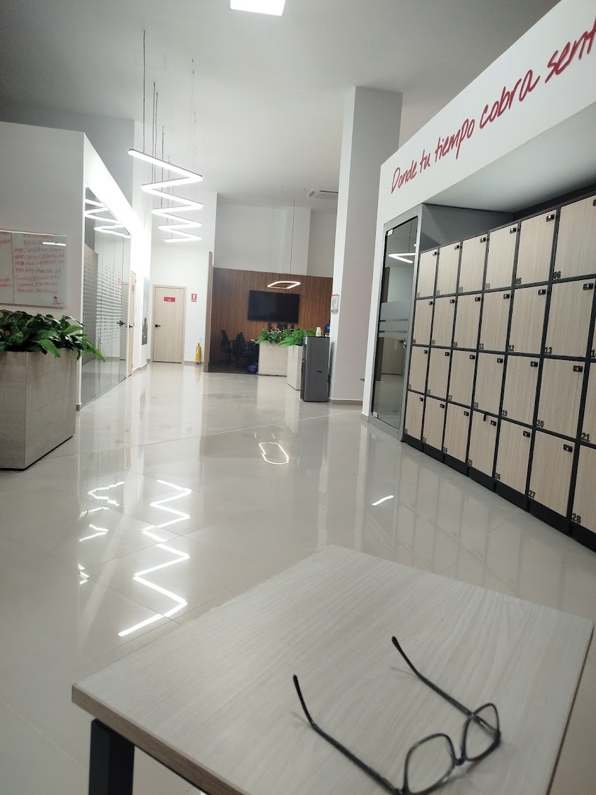 ESQUIVIA GOENAGA SEGUROS VIAJES Y SOLUCIONES DE INGENIERIA