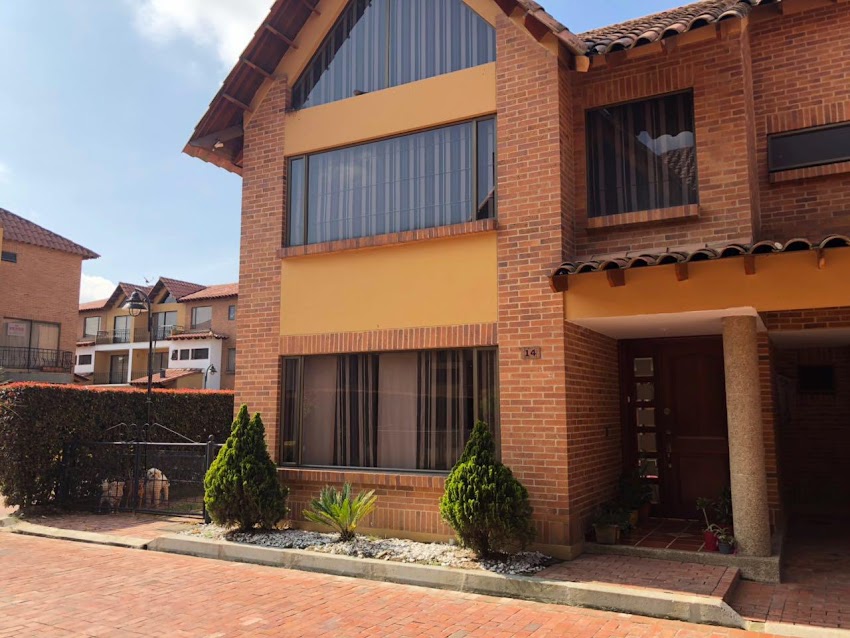 L.A. Soluciones Inmobiliarias y Jurídicas SAS