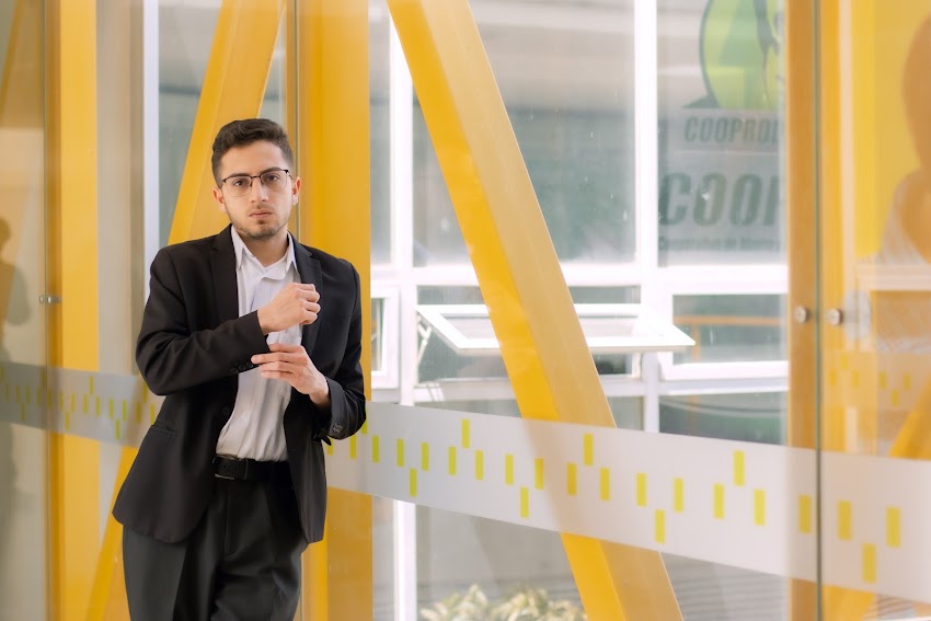Lucas Agudelo – Estrategia Procesal & Consultoría Jurídica